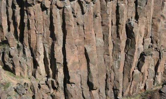 Lower Gorge, Shakespeare Wall