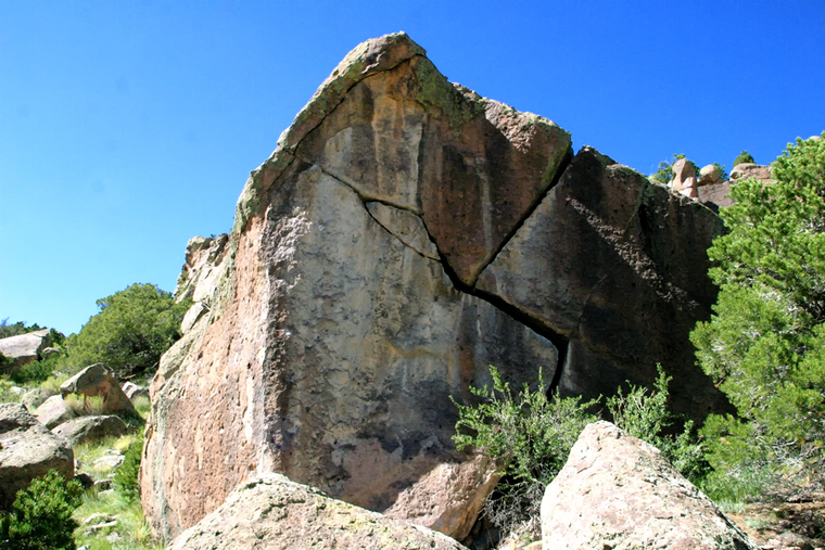 Bizarre Ride Boulder