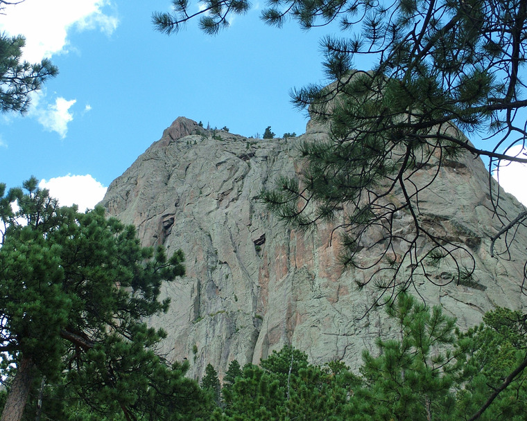 Sundance Buttress Guillotine Wall