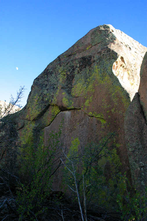 Shoe Em' Off Boulder