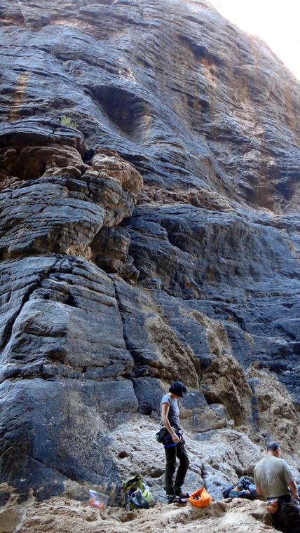 Main canyon, right side