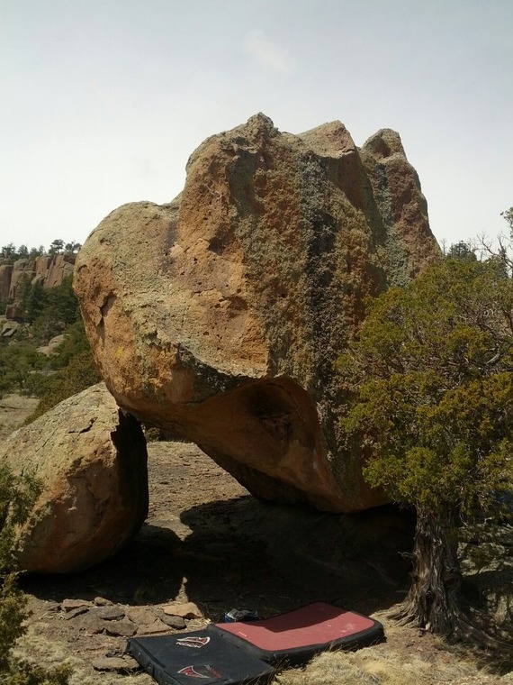 Chevalier Boulder