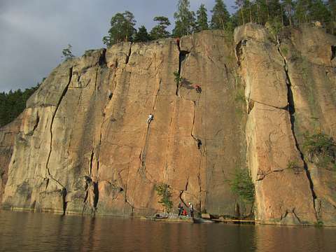 Anni Lähteenmäki