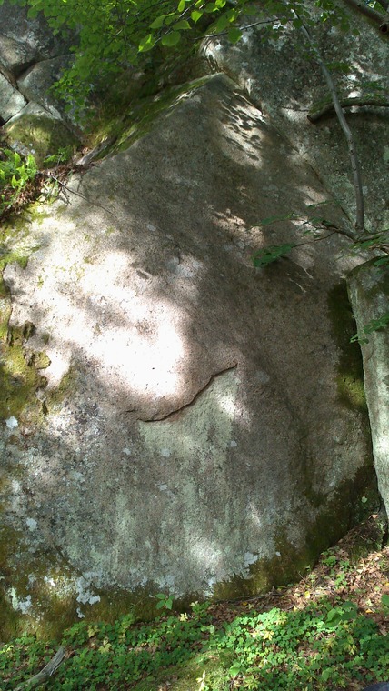 Ubesteget, hardt svabulder!