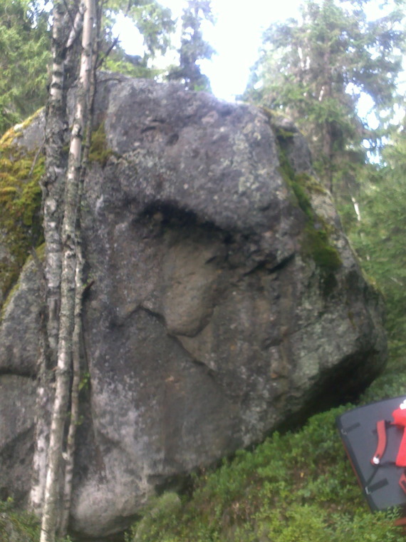 Pakolainen pukeutuu pranaan