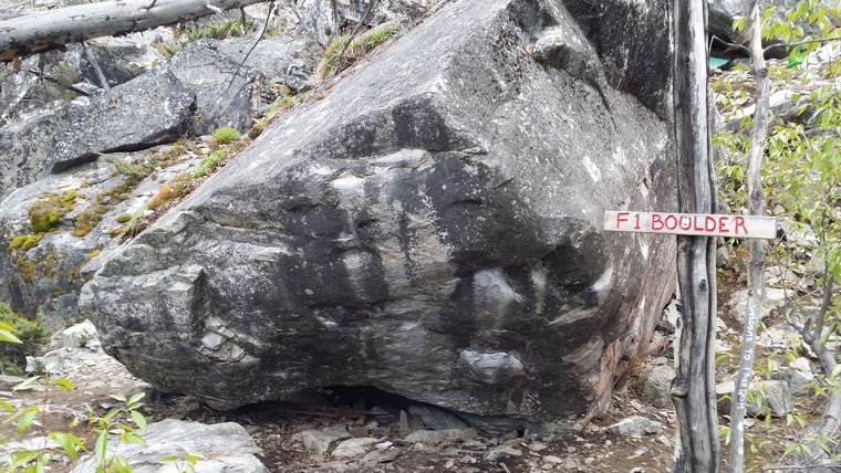 F1 Boulders