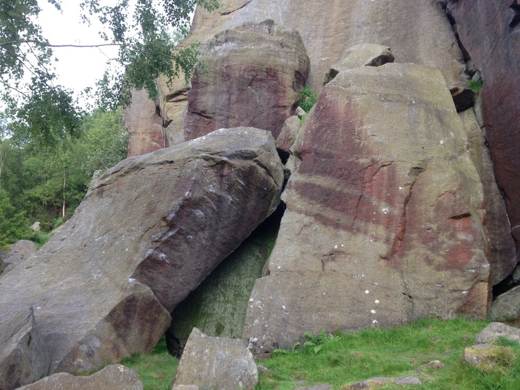 Pedestal Wall (Juha's Arete)
