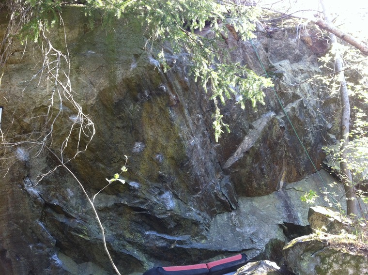 Överhängande väggen