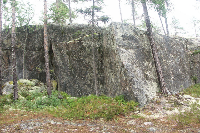 Förkastet (OBS! Hällmålningar)