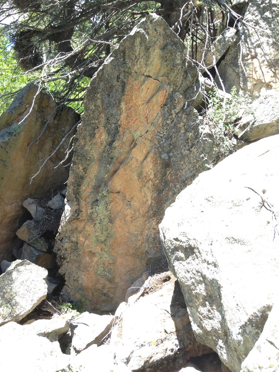 The Gold Arete Boulder