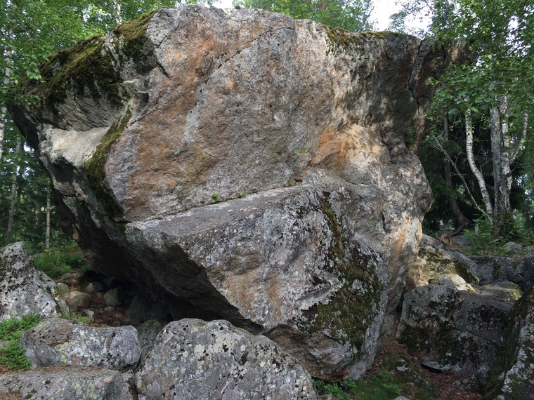 Leikkikentän kivet.