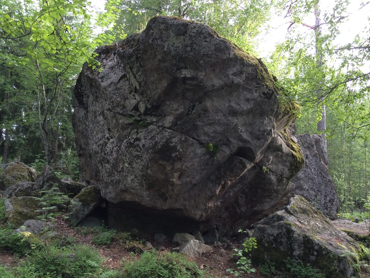 Leikkikentän kivet.