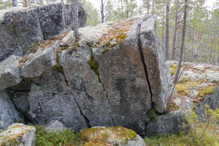 Below ManVsSlab area