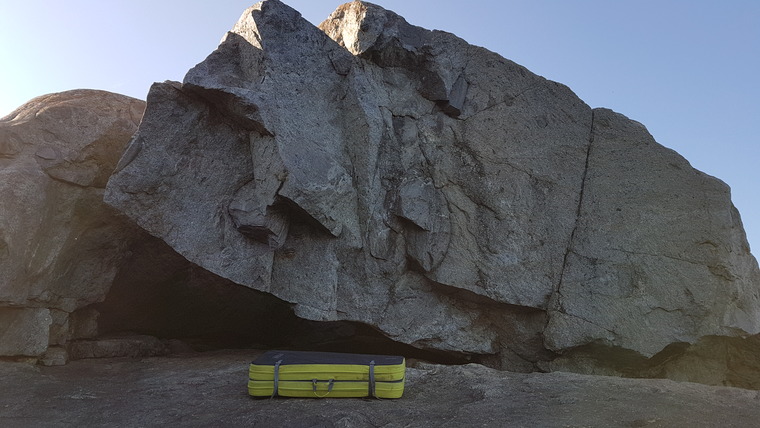 Andra kantiga blocket