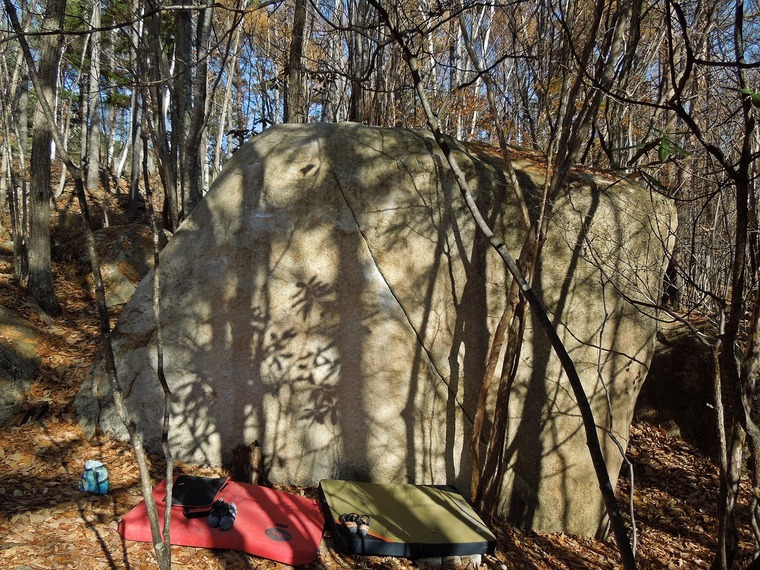 一筆岩 (Ippitsu Iwa)