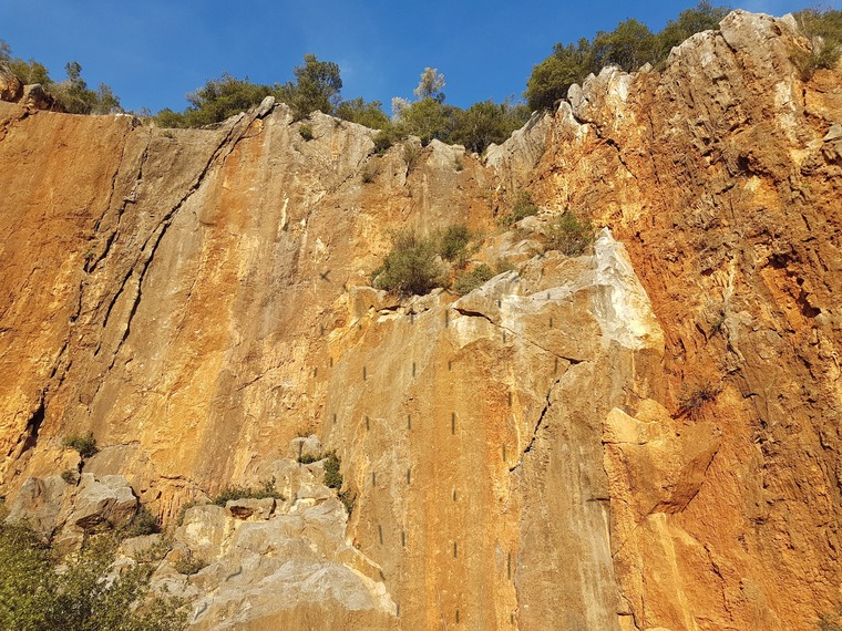 Cava Rossa (CENTRAL)