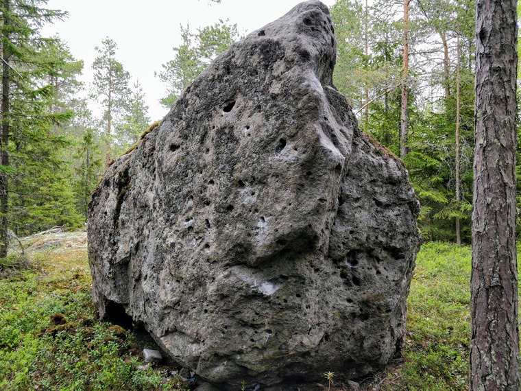 Pocket Boulder