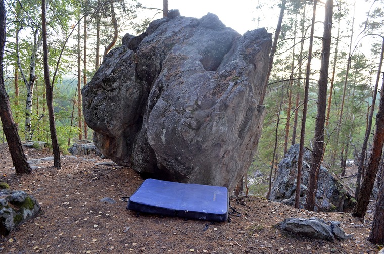 Над обрывом