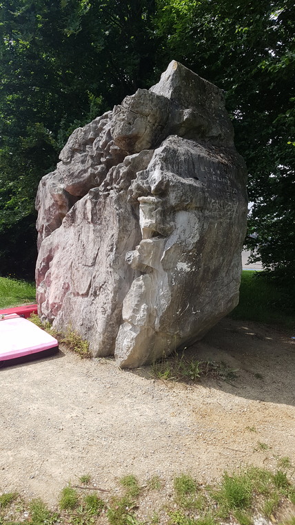 Just the one Boulder