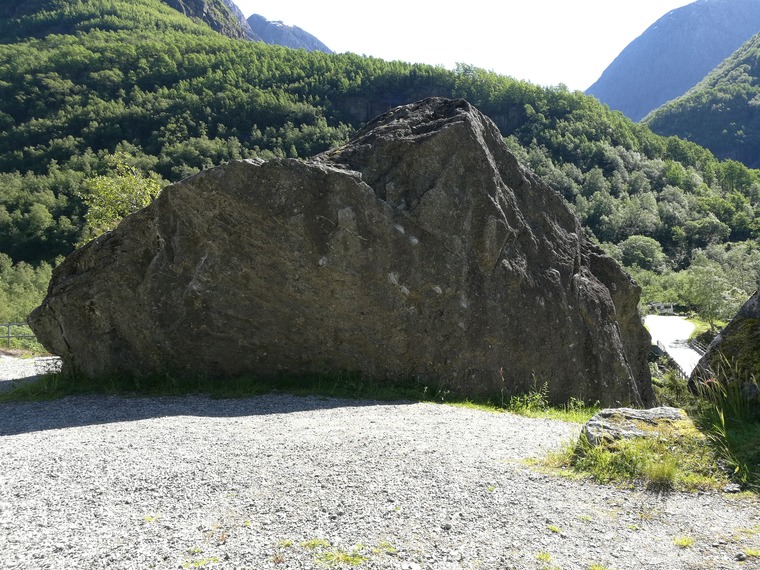 Mantel/dau/gammel/høy