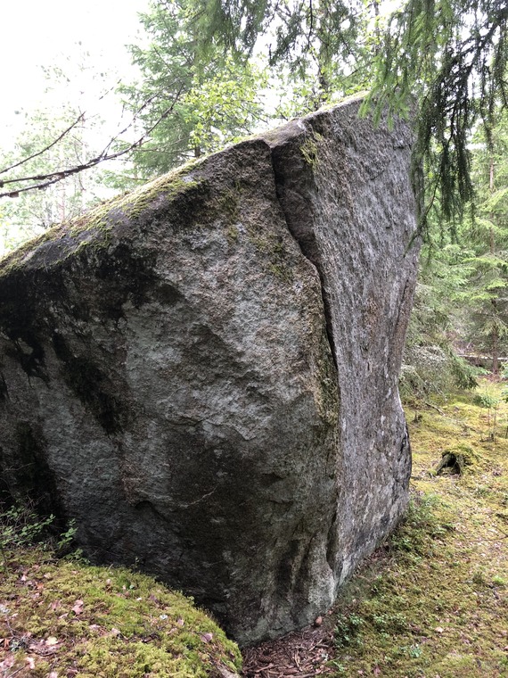 Sektor C Första Stenen