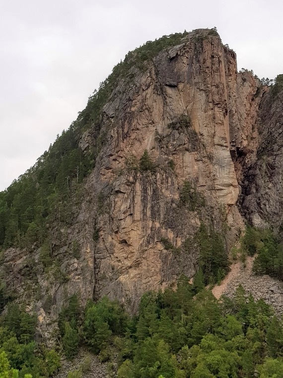 Saghatten south face