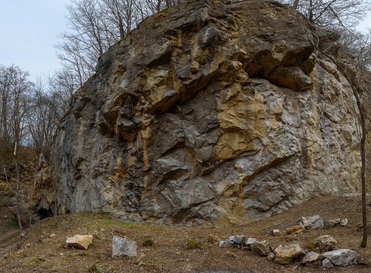 Stáj - levá část