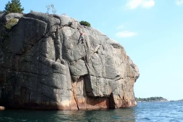 Thank God it´s jugs on top