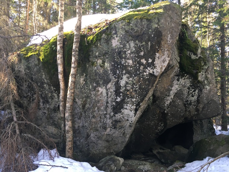 Hubbabubba / Mjölnir / KaukoRöyhkä