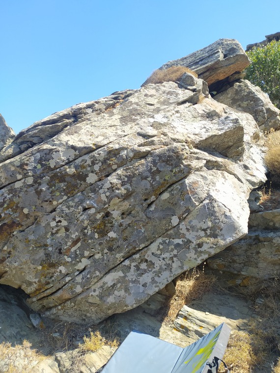 Upper boulders