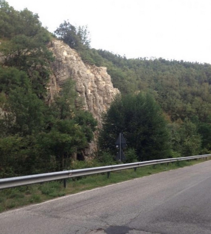 Falesia di Genzano di Sassa