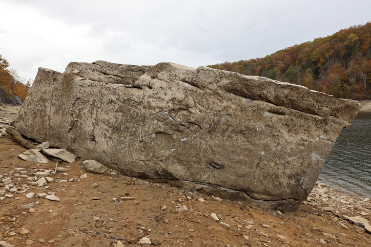 Midnight Zone Boulder