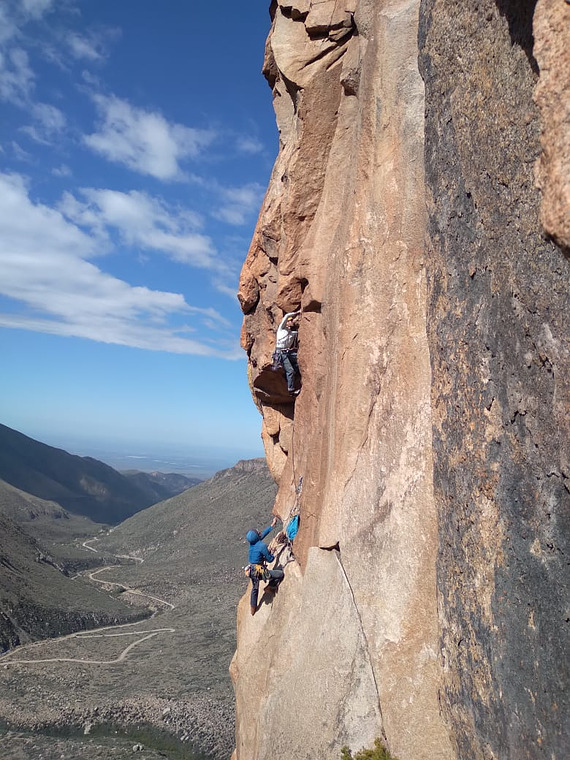 Cajon de los Arenales. Trad Climbing.