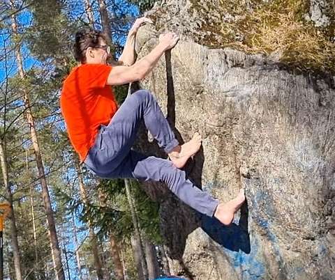 Hannu "barefoothanski" Mieskolainen