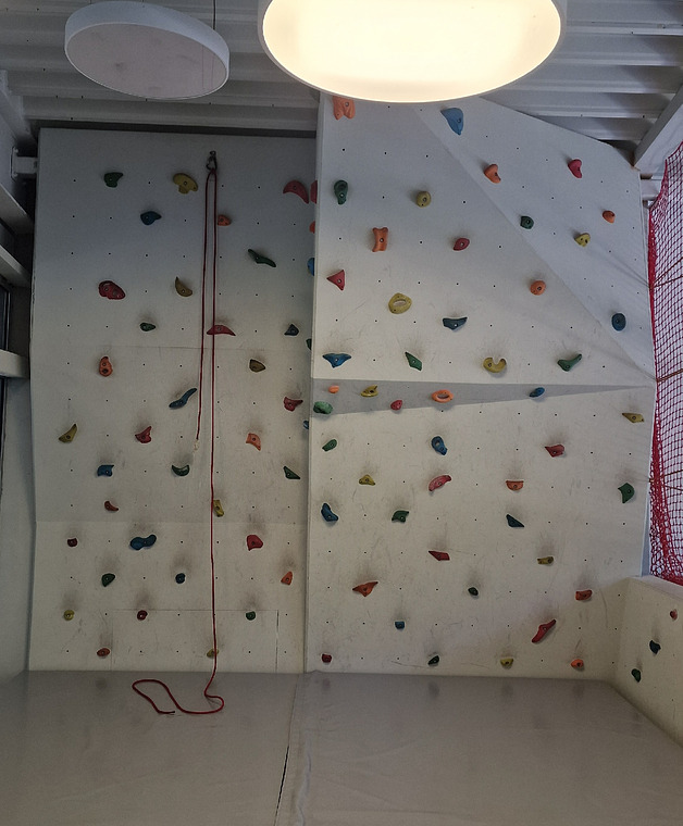 Install "Boulderbook" search "Gothal" for Routes