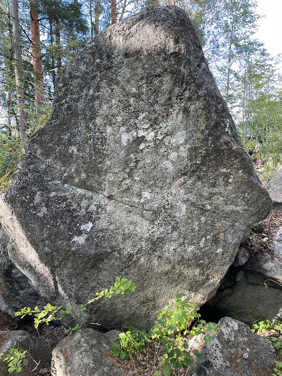 Rönnby/Åshagen boulder