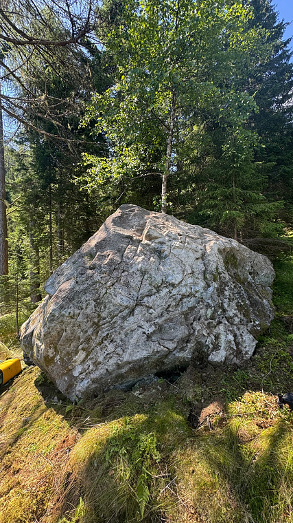 Skåsheim Boulder