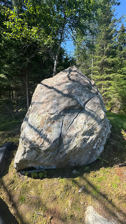Skåsheim Boulder