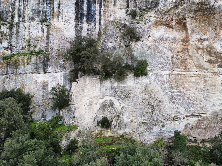 Rocca Della Regina SX
