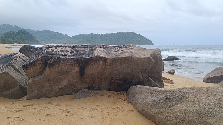 Mentawak turtle beach