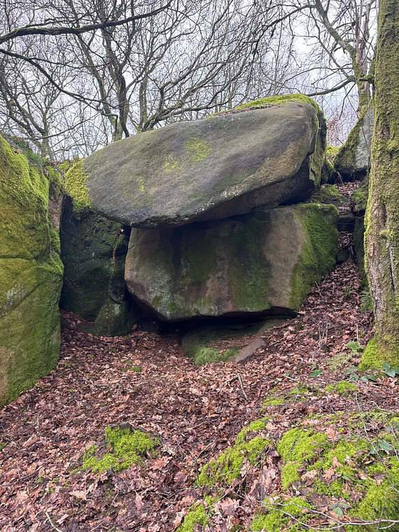 ?? Under cut in roof 