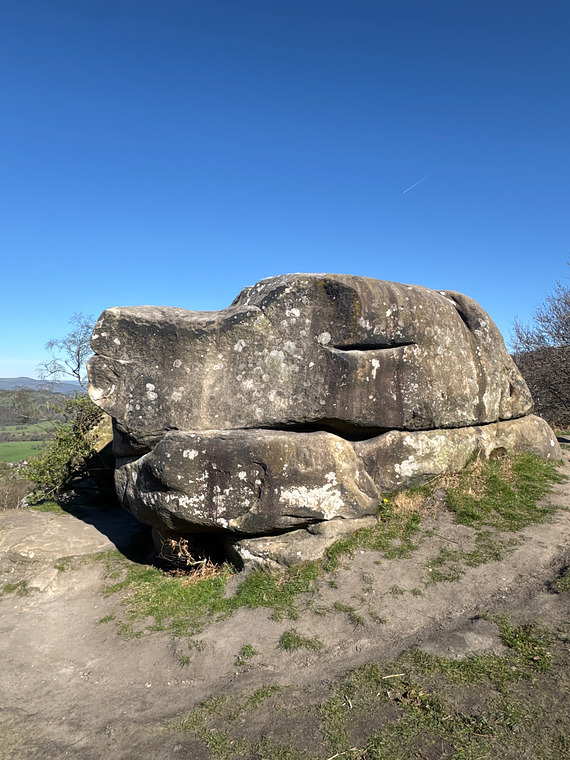 Hairpin Boulder