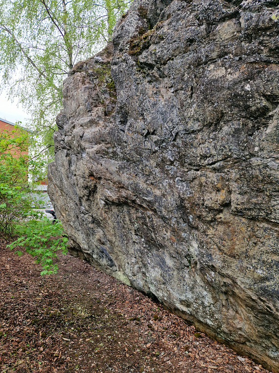 Yrjeliinin kivi