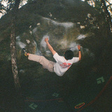 Yinan H